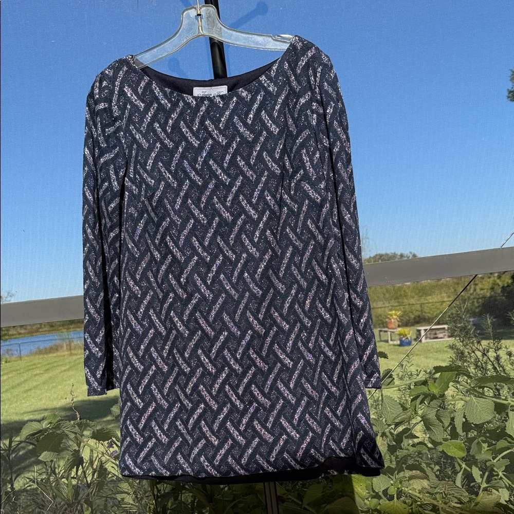 Jessica Howard Navy and Silver Geometric Blouse